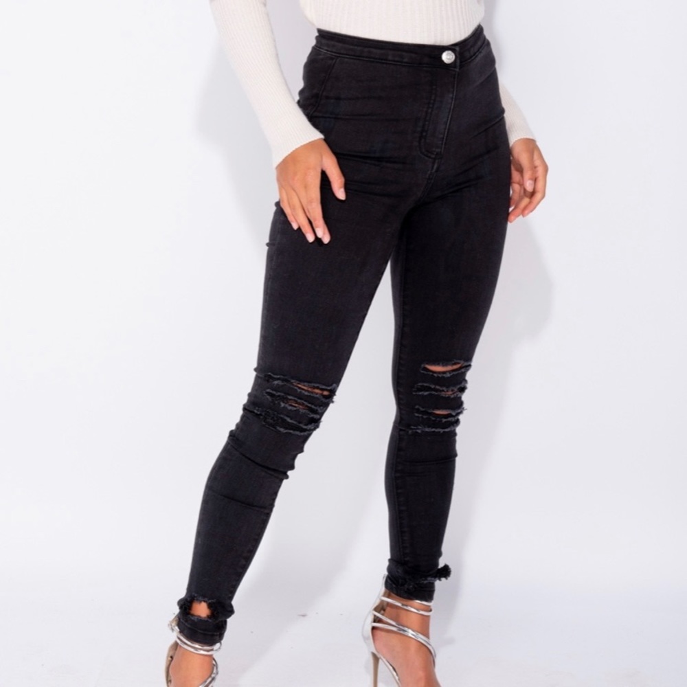 Charcoal distressed pants